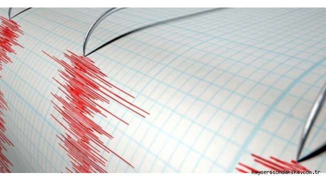 İzmir'de 6,6 büyüklüğünde deprem oldu