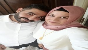 İzmir'de enkaz altındaki Buse Hasyılmaz'a ulaşılmaya çalışılıyor