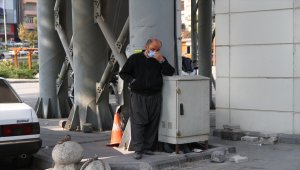 Kahramanmaraş'ta karantinada olması gereken kişi, maskesiz halde polise yakalandı 