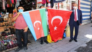 Kahramanmaraş ve Şanlıurfa'dan Azerbaycan'a bayraklı destek