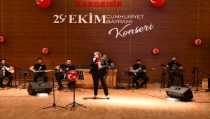 KARDEMİR işçilerinden "Cumhuriyet" konseri