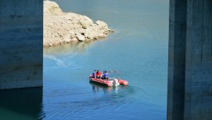 Kayıp üniversite öğrencisi Gülistan Doku'yu arama çalışmaları sürüyor
