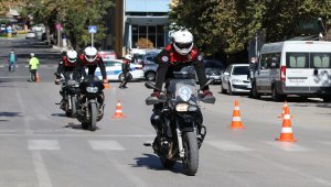 Kırklareli'nde Yunus timlerinin gösterisi ilgiyle izlendi
