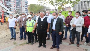 Kırkpınar'ın rekortmen ağası Seyfettin Selim'den eğitime destek