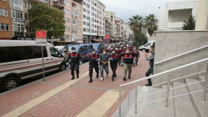 Kocaeli'de PKK'ya yönelik operasyonda yakalanan 4 şüpheli adliyede