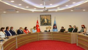 Kovid-19 tedavisi gören Muhittin Böcek'in sağlık durumu