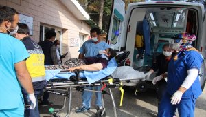 Manisa'da minibüsün devrilmesi sonucu 5 kişi yaralandı