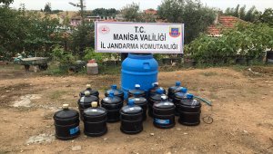 Manisa'da yaklaşık 20 ton kaçak şarap ele geçirildi