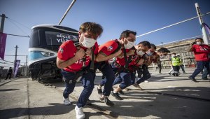 Metro İstanbul Strongman Challenge Tren Çekme Yarışması yapıldı