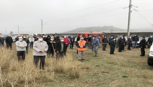 Milli voleybolcu Metin Toy'un babasının cenazesi, Kütahya'da toprağa verildi