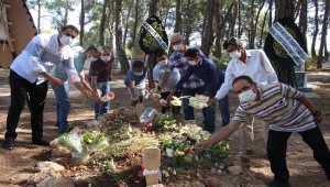 Nakil hastalarından merhum Prof. Dr. Tuncer Karpuzoğlu'na vefa