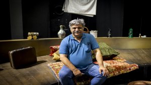 Sevgi ve emeğin hikayesi "Selvi Boylum Al Yazmalım" Devlet Tiyatroları sahnesinde