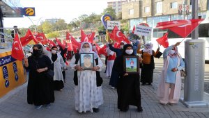 Şırnak'ta terör mağduru aileler HDP İl Başkanlığı önünde eylem yaptı