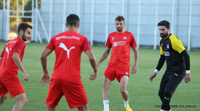 Sivasspor'da hazırlıklar sürüyor
