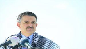 Tarım ve Orman Bakanı Bekir Pakdemirli: "Üreticilerimizden gelen talepler ve yaptığımız detaylı analizler sonucu kütlü pamuk primini yüzde 37,5 artırarak kilogram başına 1,1 liraya çıkardık."