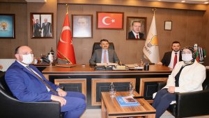 Tarım ve Orman Bakanı Bekir Pakdemirli, Yalova'da çeşitli ziyaretlerde bulundu