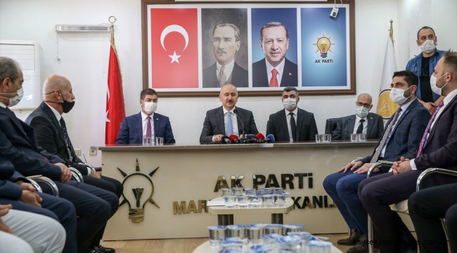 Ulaştırma ve Altyapı Bakanı Karaismailoğlu, Mardin AK Parti İl Başkanlığında konuştu:
