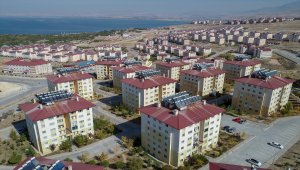 Van, 2011 depreminden sonra devletin imkanlarıyla yeniden inşa edildi