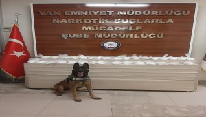 Van'da 15 kilo 877 gram sentetik uyuşturucu ele geçirildi

