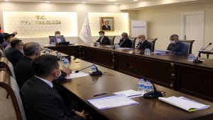 Van'da Kovid-19 tedbirleri kapsamında toplu ulaşım araçlarında ayaktaki yolculara da ceza yazılacak