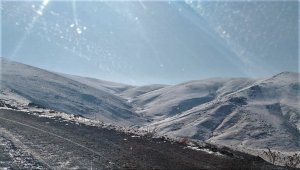 Van'da yüksek kesimlere kar yağdı