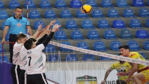 Voleybol: AXA Sigorta Efeler Ligi