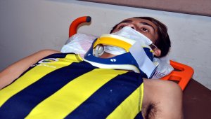 Yol kenarında antrenman yapan milli atlet İbrahim Karateker'e otomobil çarptı