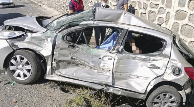 Zonguldak'ta kamyon ile otomobil çarpıştı: 1 ölü