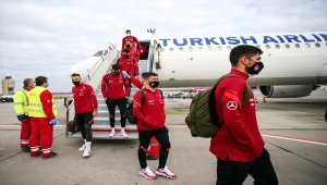 A Milli Futbol Takımı, Macaristan'a geldi