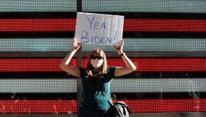 ABD'de halk Biden'ın zaferini kutluyor