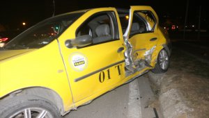 Adana'da trafik kazası: 3 yaralı