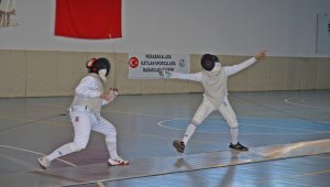 Adıyaman'da düzenlenen 14 Yaş Altı Flöre Açık Turnuvası sona erdi