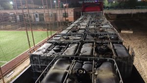Afyonkarahisar'da 27 bin litre kaçak akaryakıt ele geçirilen tırdaki iki kişi gözaltına alındı