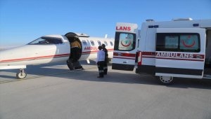 Ambulans uçak, Suriye'den getirilen kalp hastası 2 bebek için havalandı