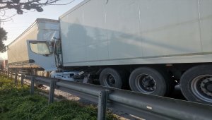 Anadolu Otoyolu'ndaki kaza ulaşımı aksattı