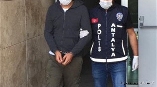 Antalya'da iş bulma vaadiyle dolandırıcılık yaptığı öne sürülen zanlı tutuklandı