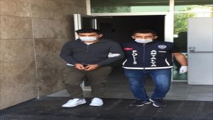 Antalya'da iş bulma vaadiyle dolandırıcılık yaptığı öne sürülen zanlı tutuklandı