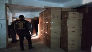 Ataşehir'de kaçak sigara operasyonu