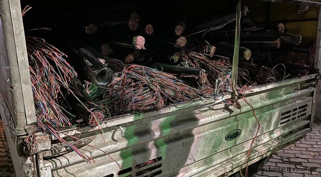Bakırköy'de fiber kablo hırsızları yakalandı
