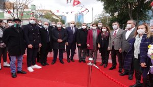 Bakırköy'de "Sağlık Çalışanlarına Saygı Anıtı" açıldı