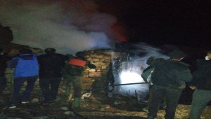 Balıkesir'de çıkan yangında 5 ev kullanılamaz hale geldi