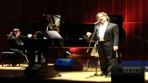 Besteci, piyanist ve yorumcu Timur Selçuk hayatını kaybetti