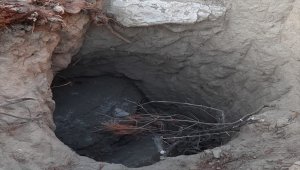 Bilecik'te tarihi hamam alanında kaçak kazı yapan 5 kişi suçüstü yakalandı