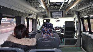 Bilecikli minibüs şoförünün bir günlük geliri İzmir'deki depremzedelere