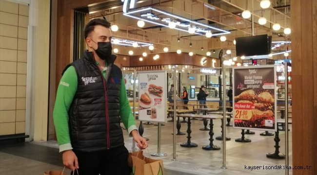 CarrefourSA, İstanbul'daki Lezzet Arası restoranlarında paket servis hizmeti başlattı