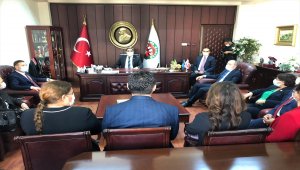 CHP Ekonomi Masası heyeti Adana'da ziyaretlerde bulundu