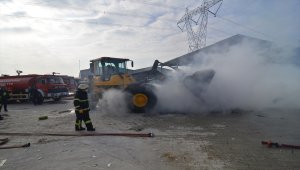 Çorum'da yumurta viyolü fabrikasında çıkan yangın hasara yol açtı