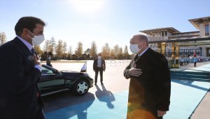 Cumhurbaşkanı Erdoğan, Türkiye'ye gelen Katar Emiri Al Sani'yi resmi törenle karşıladı