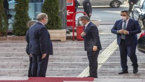 Davutoğlu ve Kılıçdaroğlu, görüşme sonrası değerlendirmelerde bulundu