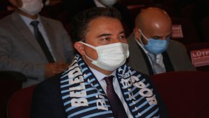 DEVA Partisi Genel Başkanı Ali Babacan, partisinin Kütahya İl Kongresi'ne katıldı